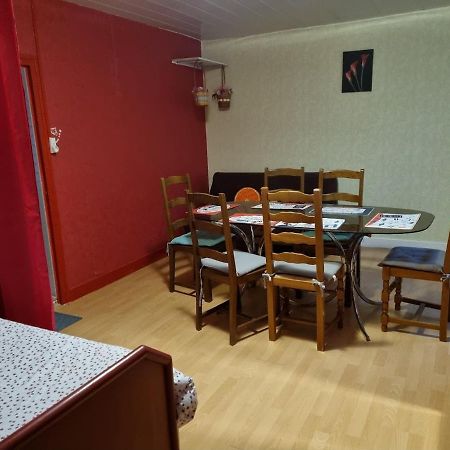 Petite Maison Daire Vendat Dış mekan fotoğraf